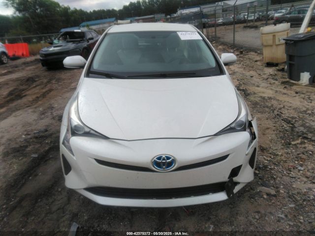 JTDKBRFU8G3008583 Toyota Prius Two