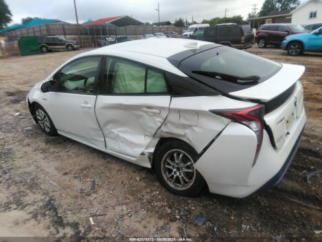JTDKBRFU8G3008583 Toyota Prius Two