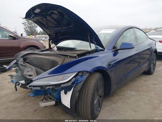 2025 TESLA MODEL 3 5YJ3E1EB5SF939258 Photo 1