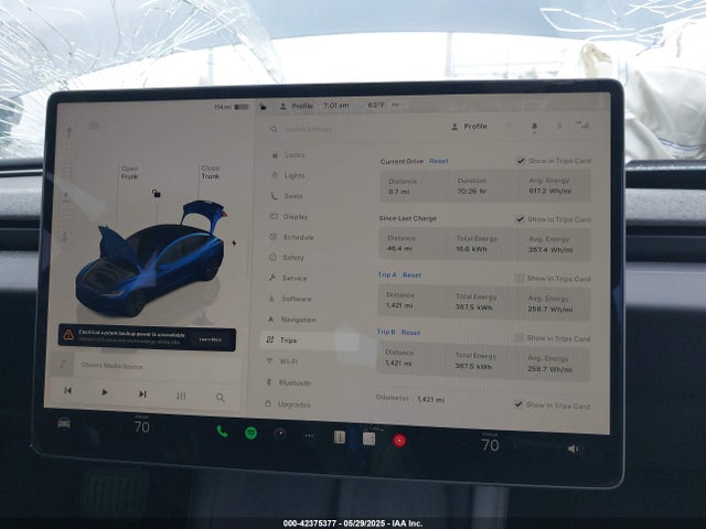 2025 TESLA MODEL 3 5YJ3E1EB5SF939258 Photo 6