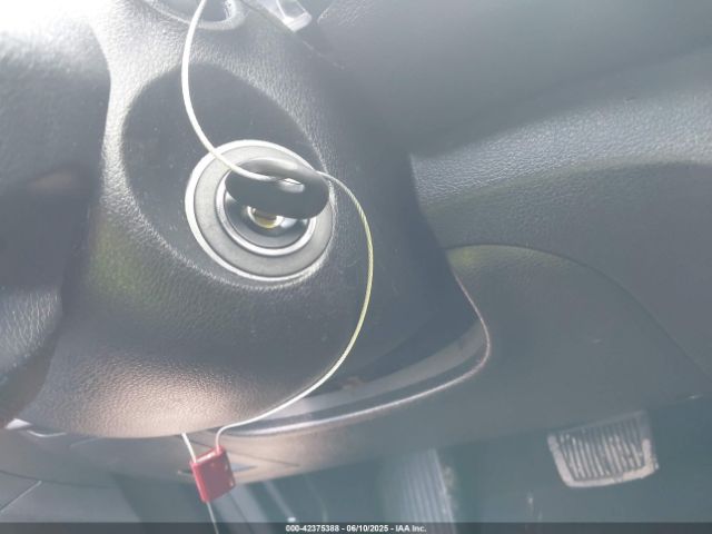 3KPF24ADXKE091799 KIA Forte Lxs