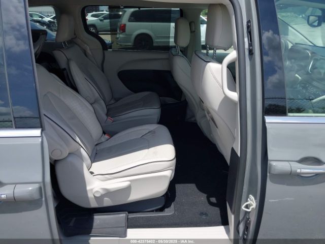 2021 CHRYSLER PACIFICA HYBRID 2C4RC1S74MR578810 Photo 7