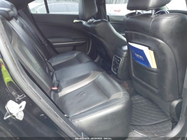 2C3CDXBG7KH696444 Dodge Charger Sxt Rwd