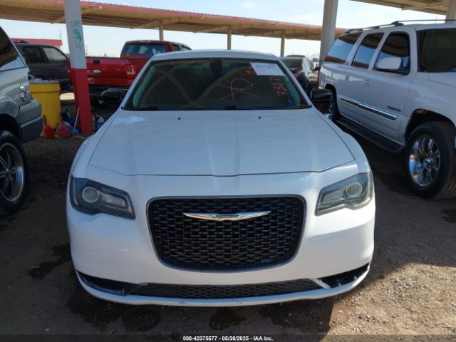 2C3CCAAG1JH331757 Chrysler 2018