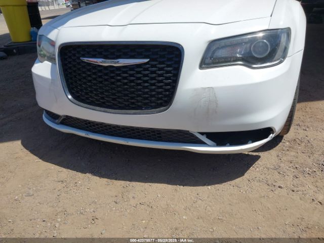 2C3CCAAG1JH331757 Chrysler 2018
