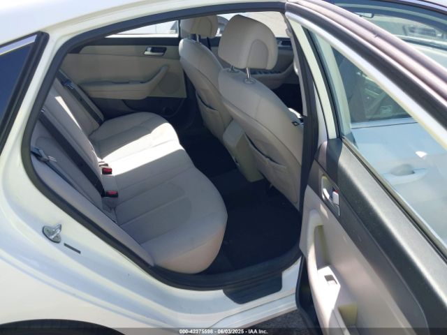 5NPE24AF2FH005030 Hyundai SONATA SE