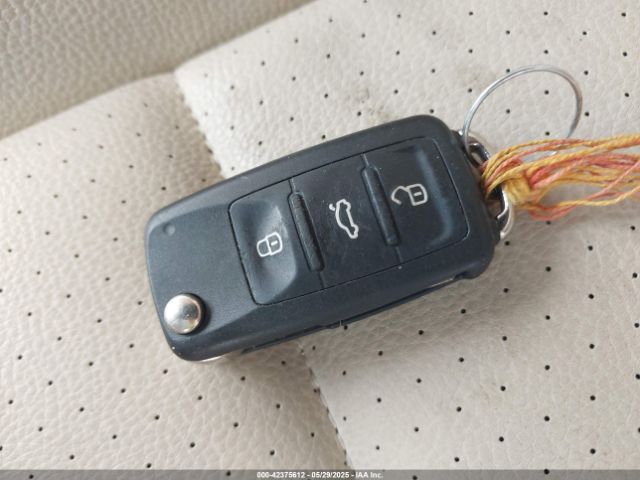2016 VOLKSWAGEN TIGUAN WVGBV7AX8GW003889 Photo 10