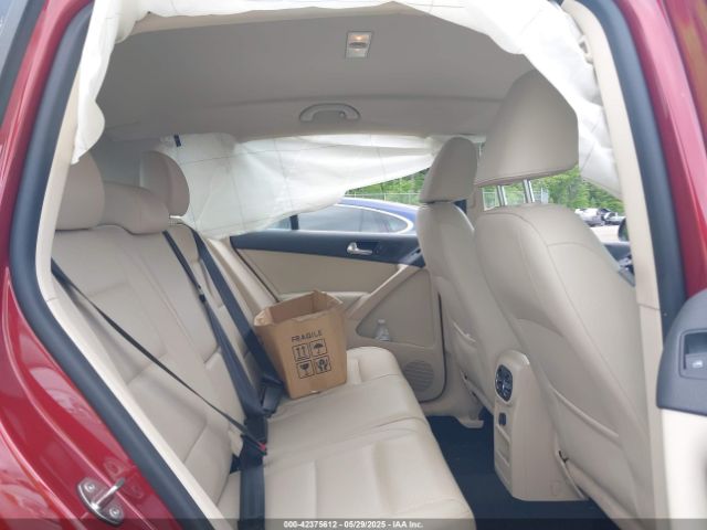 2016 VOLKSWAGEN TIGUAN WVGBV7AX8GW003889 Photo 7