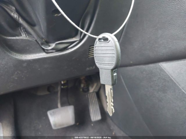 2015 JEEP CHEROKEE 1C4PJLCB9FW711714 Photo 10