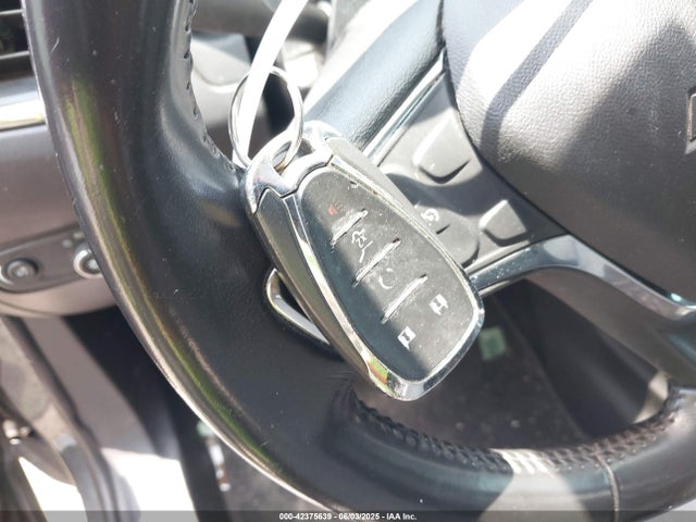 3GNAXKEV3KS526903 Chevrolet EQUINOX LT