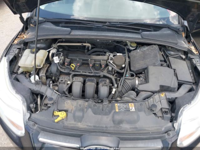 1FADP3F28EL460235 Ford FOCUS SE