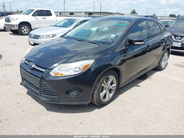 1FADP3F28EL460235 Ford FOCUS SE