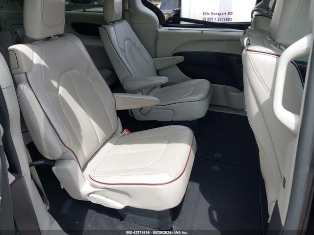 Chrysler Pacifica Limited 2017 2C4RC1GG3HR566162 Image 8