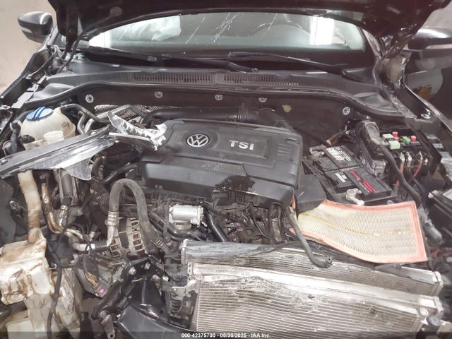 3VWD17AJ2FM289187 Volkswagen 1.8t