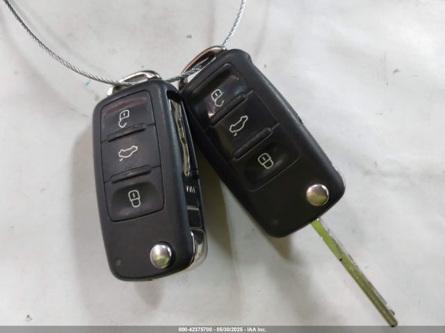 3VWD17AJ2FM289187 Volkswagen 1.8t