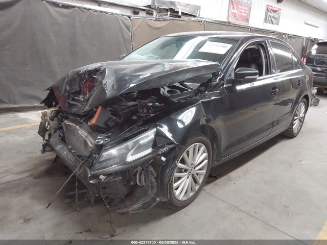 3VWD17AJ2FM289187 Volkswagen 1.8t
