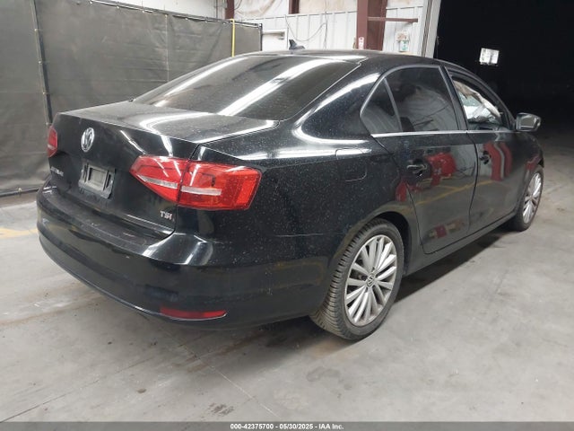 3VWD17AJ2FM289187 Volkswagen 1.8t