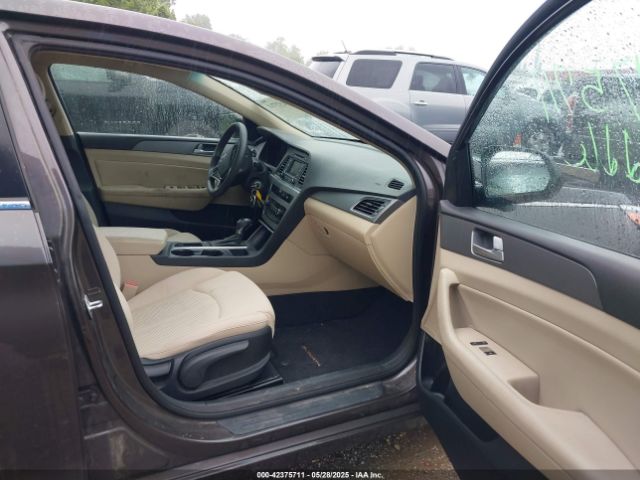5NPE24AF2FH235943 Hyundai SONATA SE