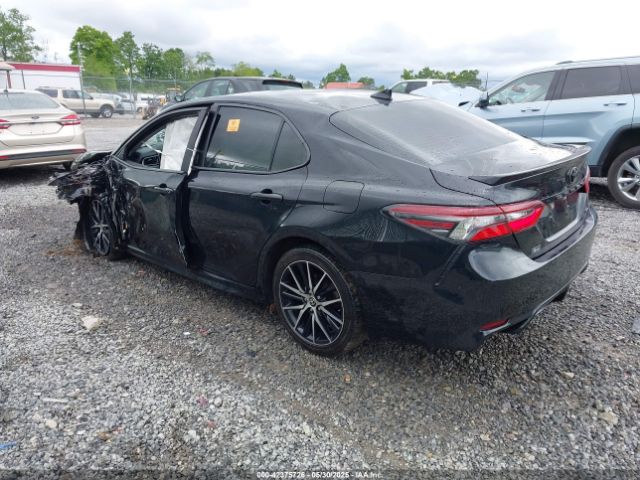 2022 TOYOTA CAMRY 4T1G11AK2NU076610 Photo 2