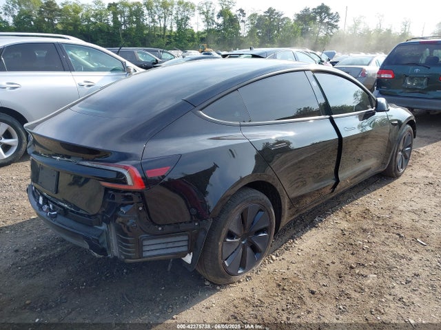 2025 TESLA MODEL 3 5YJ3E1EA4SF914780 Photo 3