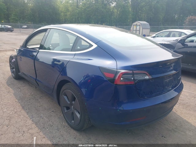 2018 TESLA MODEL 3 5YJ3E1EB0JF134699 Photo 2