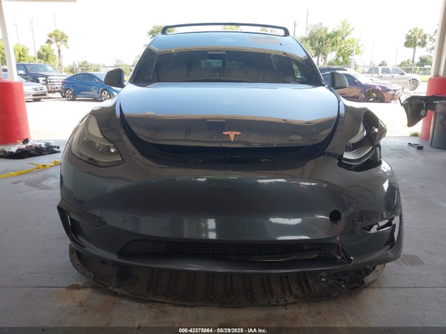 7SAYGDEFXNF460460 Tesla 2022
