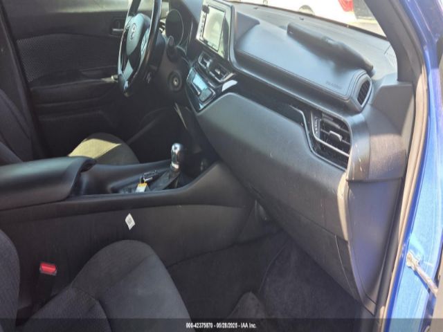 NMTKHMBX7JR014509 Toyota C-HR XLE