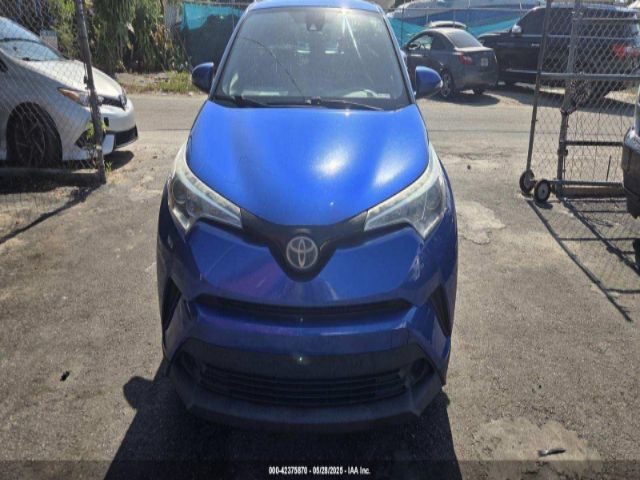 NMTKHMBX7JR014509 Toyota C-HR XLE