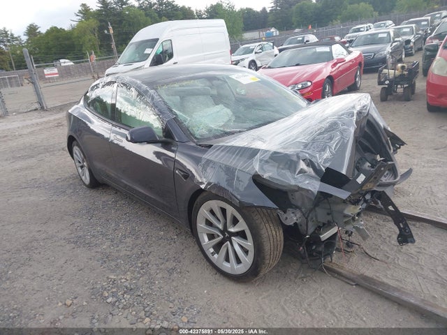 2023 TESLA MODEL 3 5YJ3E1EB0PF389992 Photo 0