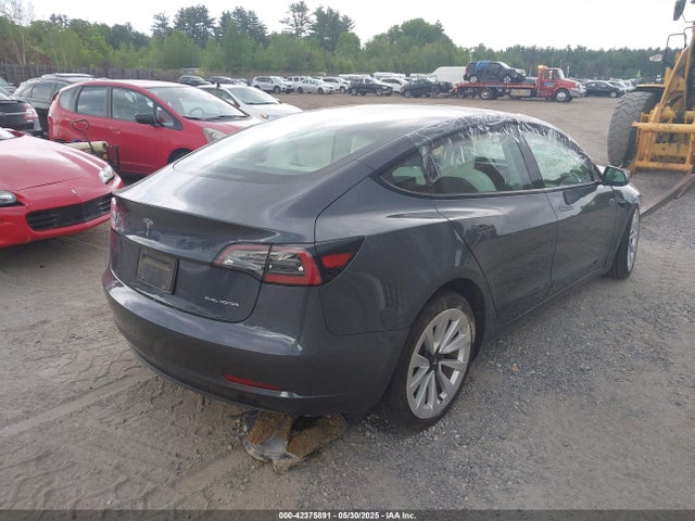2023 TESLA MODEL 3 5YJ3E1EB0PF389992 Photo 3