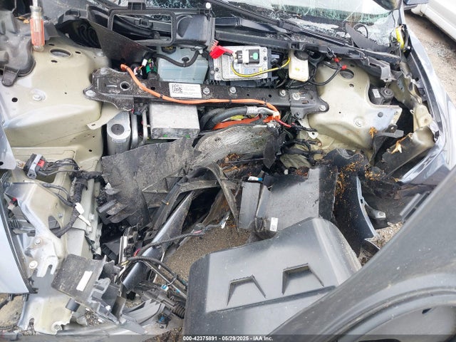 2023 TESLA MODEL 3 5YJ3E1EB0PF389992 Photo 5