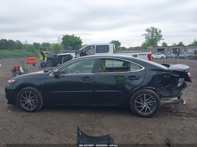 JTHBK1GG2G2236836 Lexus ES 350