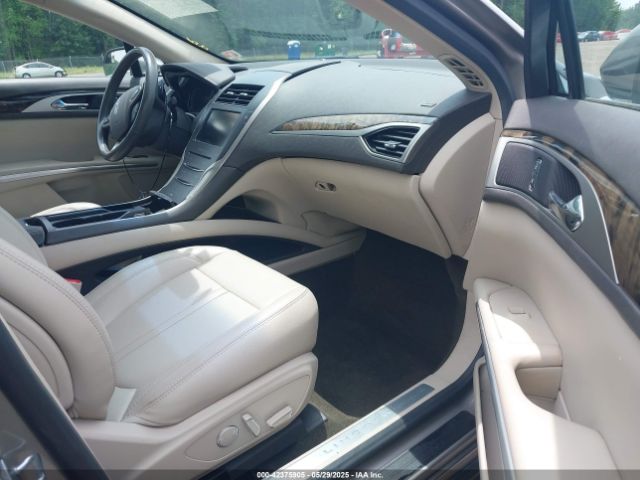 3LN6L2G90GR621326 Lincoln MKZ