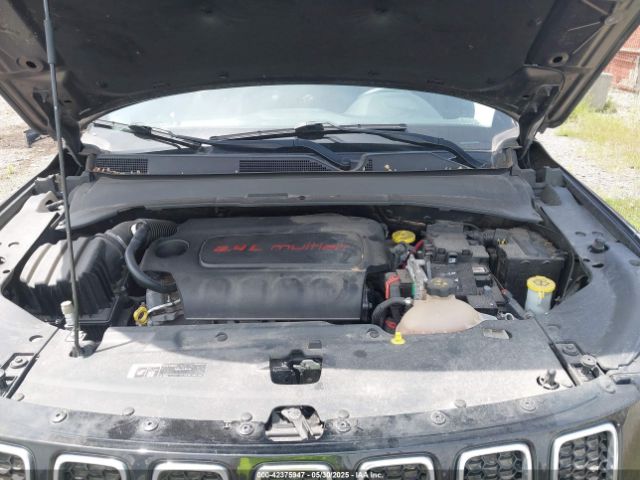 3C4NJDCB4JT284146 Jeep Compass Limited 4x4