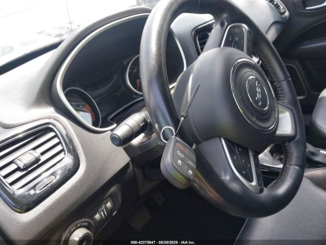 3C4NJDCB4JT284146 Jeep Compass Limited 4x4