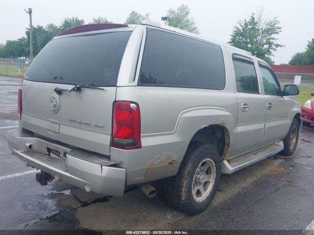 2005 CADILLAC ESCALADE ESV 3GYFK66NX5G147854 Photo 3