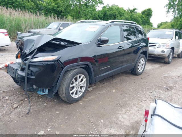 1C4PJLCB9JD527975 Jeep Cherokee Latitude Fwd