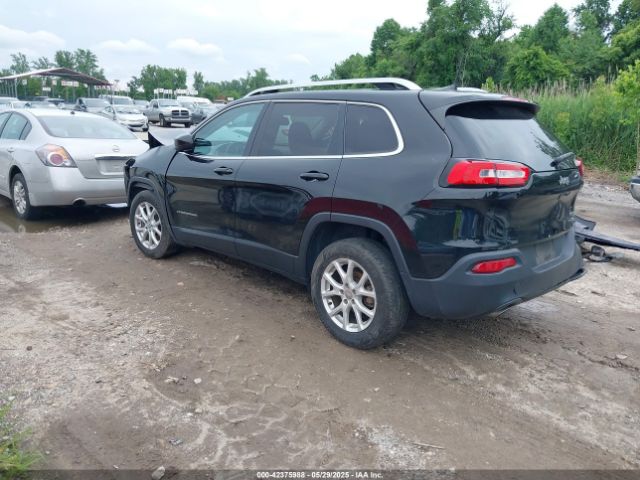 1C4PJLCB9JD527975 Jeep Cherokee Latitude Fwd