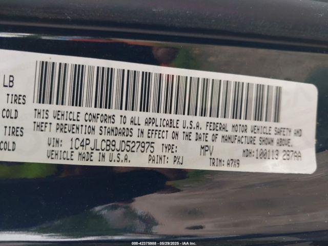 1C4PJLCB9JD527975 Jeep Cherokee Latitude Fwd