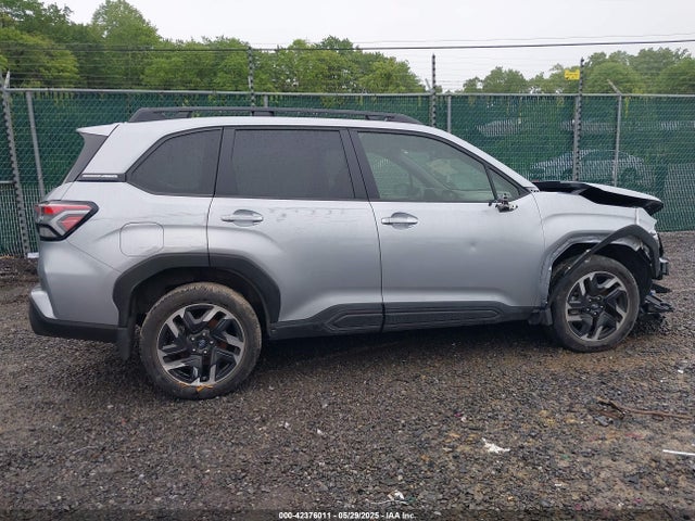 Subaru Forester Limited 2025 JF2SLDRC4SH416319 Image 14