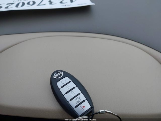 5N1AR2MNXEC686478 Nissan Pathfinder Sl