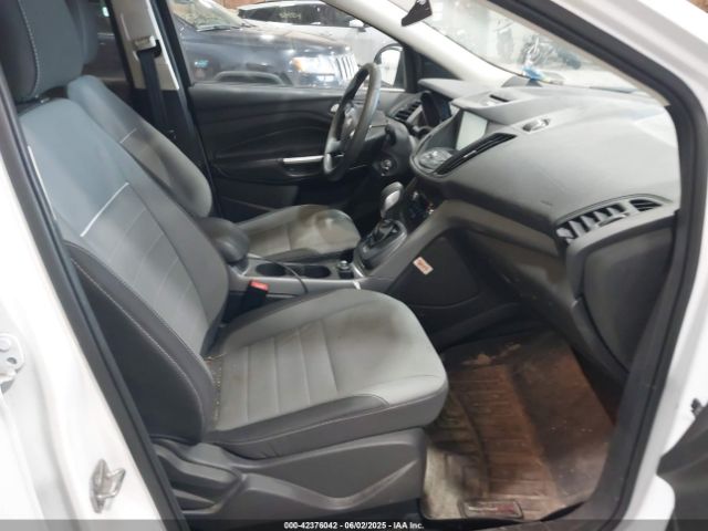 1FMCU9GX7FUC54181 Ford ESCAPE SE