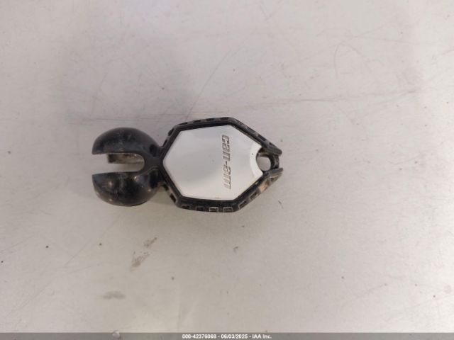 2021 CAN-AM MAVERICK X3 3JBVXAV40MK003680 Photo 10