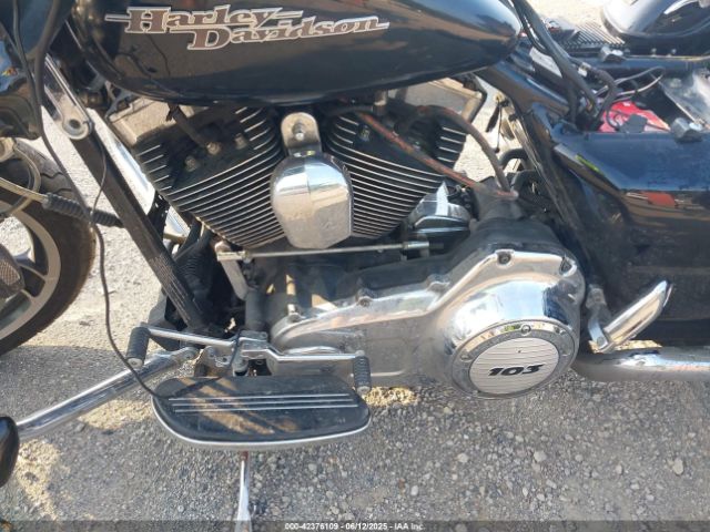 2012 HARLEY-DAVIDSON FLTRX 1HD1KHM15CB652135 Photo 8