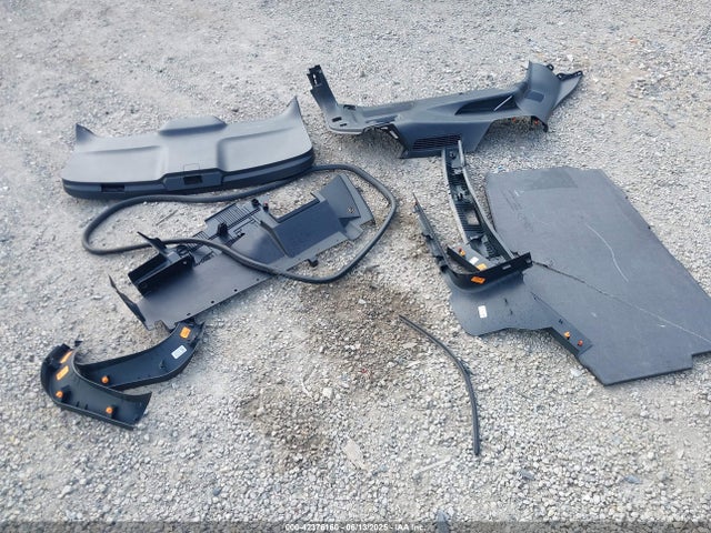 42376160 :رقم المزاد ، 1FM5K8AB4LGD08147 vin ، 2020 Ford Police Interceptor مزاد بيع
