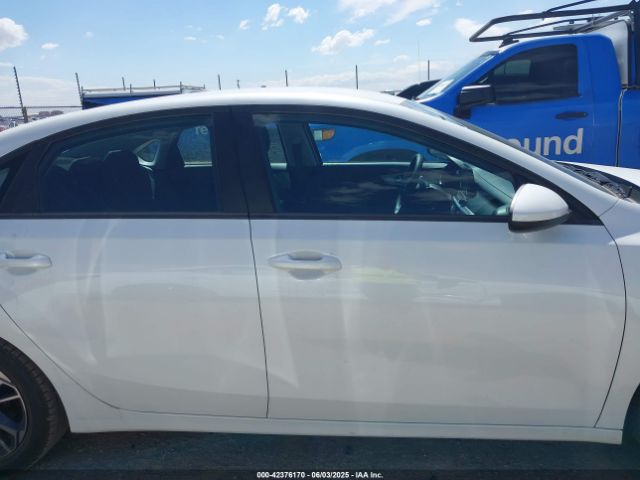 3KPF24AD8PE624501 KIA Forte Lxs