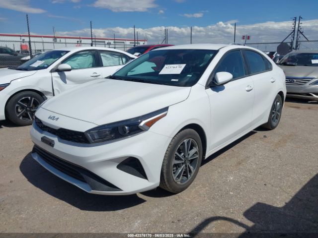 3KPF24AD8PE624501 KIA Forte Lxs