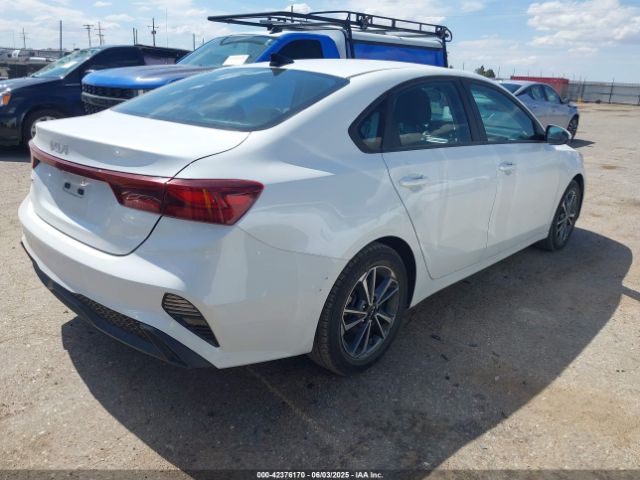 3KPF24AD8PE624501 KIA Forte Lxs