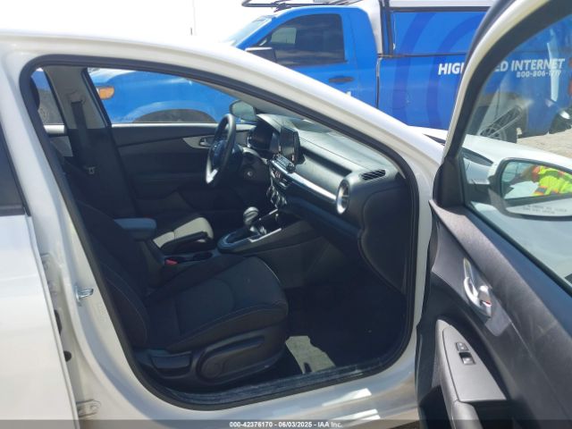 3KPF24AD8PE624501 KIA Forte Lxs