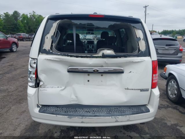 2010 CHRYSLER TOWN & COUNTRY 2A4RR5DX5AR343664 Photo 5